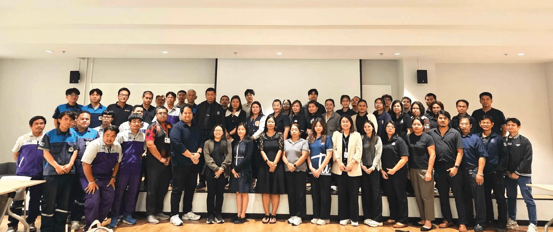 กองบริหารศูนย์รังสิต จัดอบรม การประเมินความเสี่ยง และจัดทำแผนควบคุมความเสี่ยงในการทำงาน” เสริมสร้างมาตรฐานความปลอดภัยในการปฏิบัติงาน 