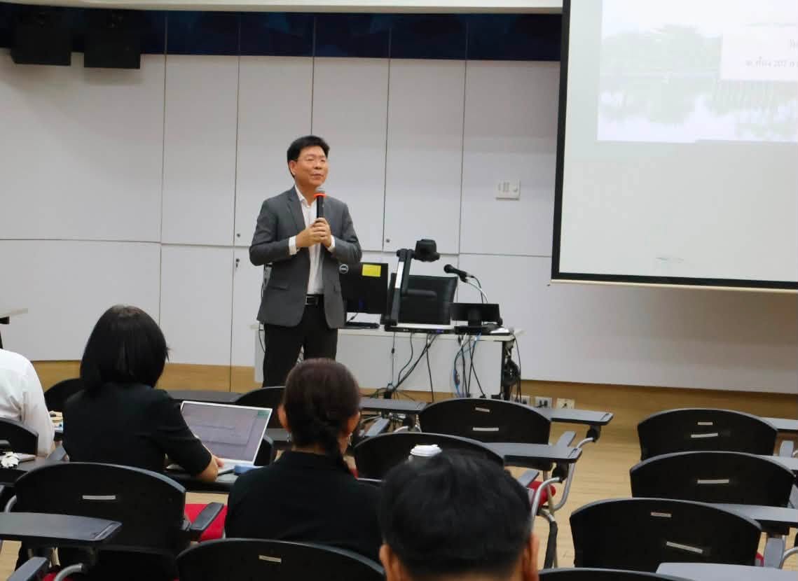 ​มหาวิทยาลัยธรรมศาสตร์ ศูนย์รังสิต ได้มีการจัดงานอบรมเพื่อยกระดับความปลอดภัยในห้องปฏิบัติการ เมื่อวันพุธที่ 22 กรกฎาคม 2569
